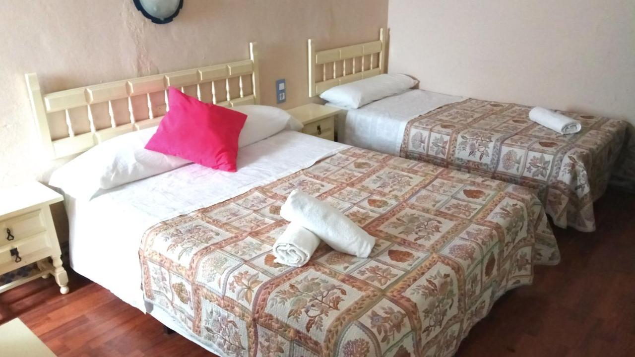 Pension Lisdos Seville Luaran gambar