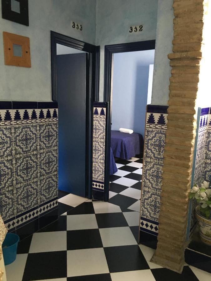 Pension Lisdos Seville Luaran gambar