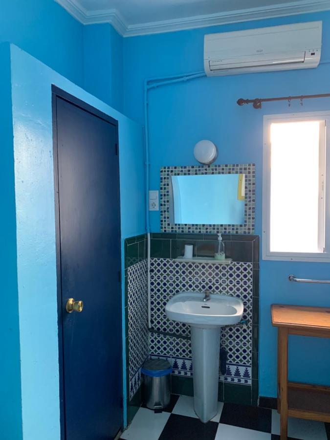 Pension Lisdos Seville Luaran gambar